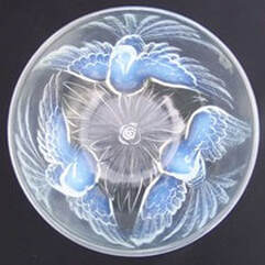 Lalique opalescent bowl